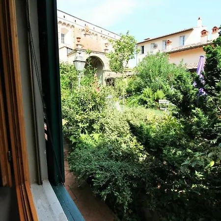 Garden Terrace Oltrarno Daire Floransa