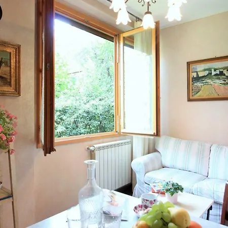 아파트 Garden Terrace Oltrarno