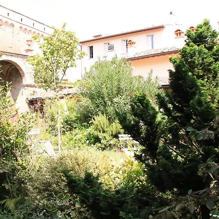 아파트 Garden Terrace Oltrarno